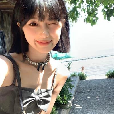 女生联谊会的美女粘球